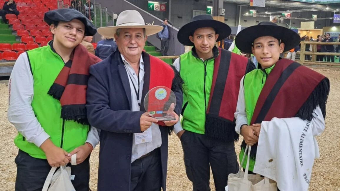 Alumnos salteños premiados en Francia