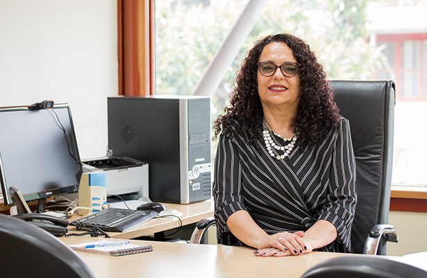 Alejandra Zinni: “la universidad resiste, pero la situación es alarmante”