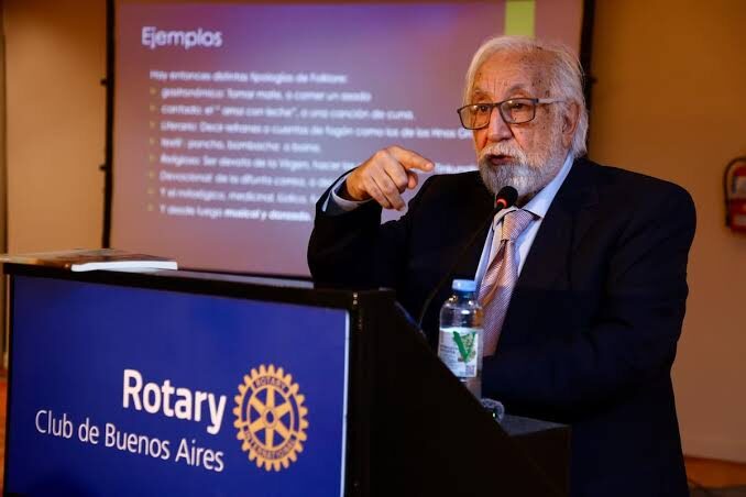 ¿Qué es folklore?, Carlos Molinero