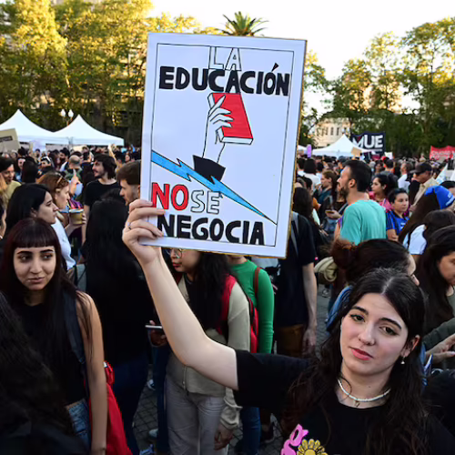 Revés judicial para Milei: La Justicia ordena cumplir con el financiamiento universitario