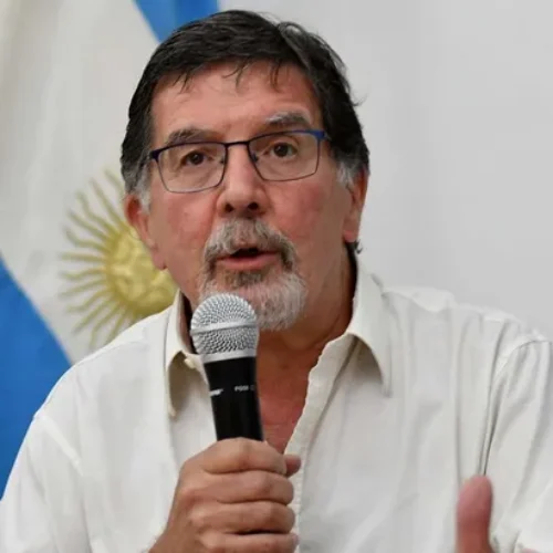 Alberto Sileoni: “con pobreza no hay conocimiento”