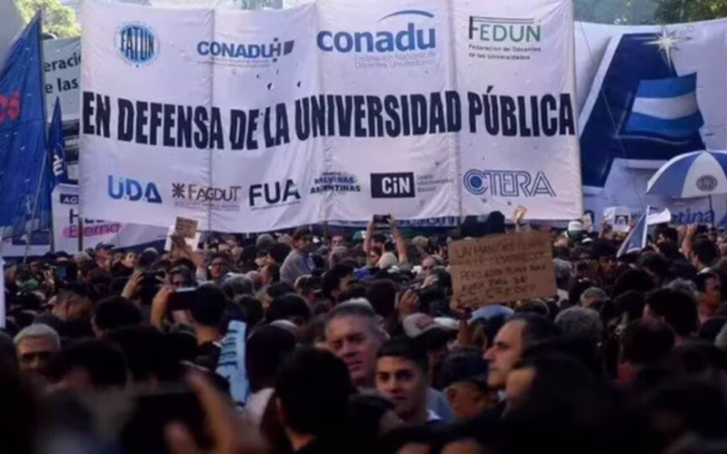 Paro universitario por 72 horas