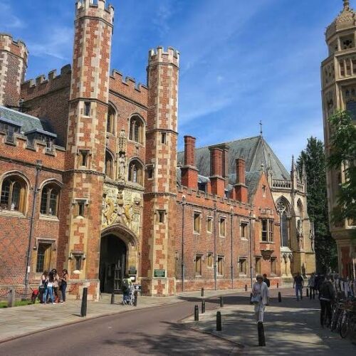 Todo pago: cómo aplicar a las becas de posgrado de la Universidad de Cambridge