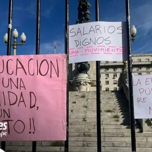 Rechazan el aumento universitario del 6,8 por ciento