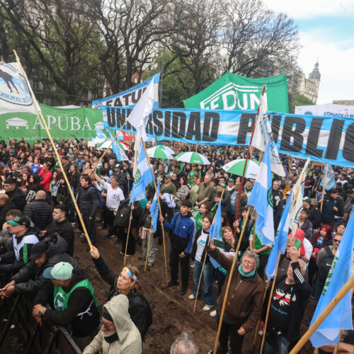 Clamor universitario en el Congreso: masiva marcha federal contra los recortes en educación y ciencia